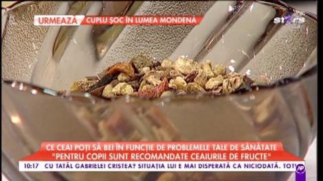 Ce ceai poți să bei în funcție de problemele tale de sănătate. Corina Bernschutz: ”În ceaiurile de plante puneți doar miere”