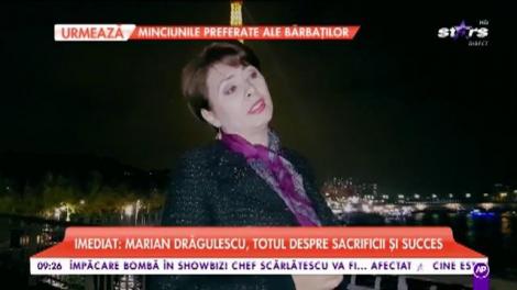 Adriana Antoni cântă melodia „Din țară în țară”