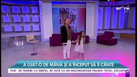 Nu ai cum să nu plângi! „Mica Delia” a României și-a luat mama de mână și a început să-i cânte! Fetița are un talent extraordina!