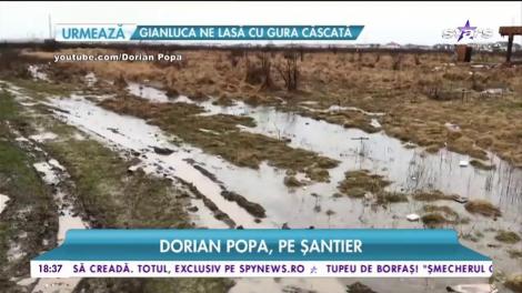Dorian Popa, pe șantier. Artistul se implică total în lucrările căsuței sale