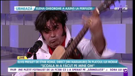 "Elvis Romano", profesorul cântăreț de limbă română