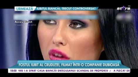 Mihai Costea, fostul iubit al Cruduței, filmat într-o companie dubioasă