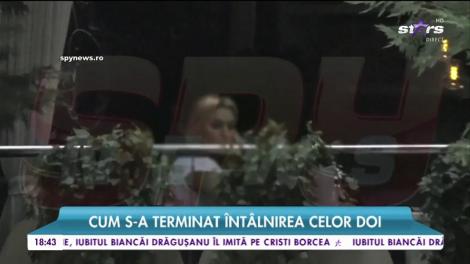 Milionar celebru, marcaj strâns la o blondă focoasă. Cum s-a încheiat întâlnirea dintre cei doi