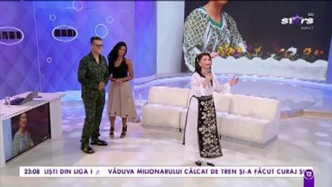Claudia Ghițulescu cântă piesa „Nu e nimenea ca mama”