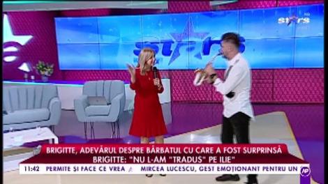 Carmen Șerban cântă piesa „Am crezut în toți nebunii”