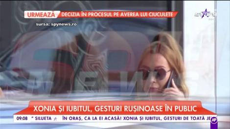 Xonia și iubiul, gesturi rușinoase în plublic!