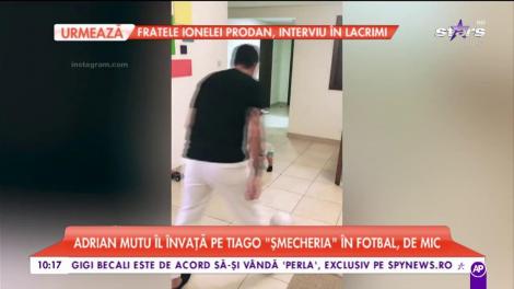 Adrian Mutu îl învaţă pe micuţul Tiago să dribleze