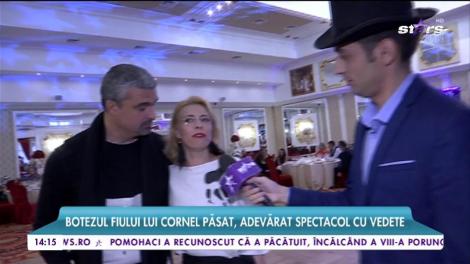 Aurelian Temişan şi Monica Davidescu, costumați în urşi la botezul fiului lui Cornel Păsat