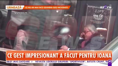 Ilie Năstase face gesturi de adolescent îndrăgostit atunci când se află în preajma iubitei lui