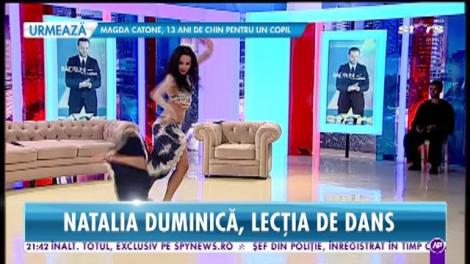 Regina belly dance-ului, demonstraţie din buric