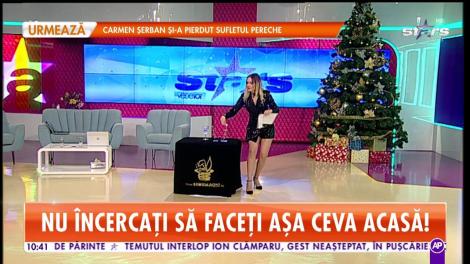 Nu încercați așa ceva acasă! Magicianul Cristina Strecopîtov mănâncă lame de ras de Crăciun
