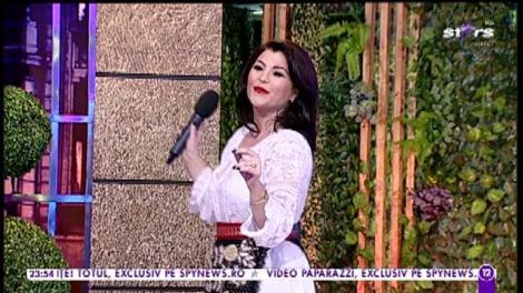 Claudia Ghiţulescu cântă melodia Viață nu mi te grăbi