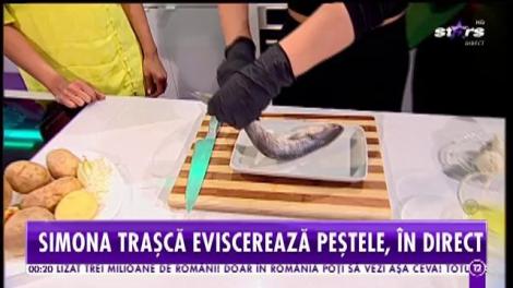 Simona Traşcă a trecut la munca de jos! Cum se descurcă la curăţat ceapă şi peşte