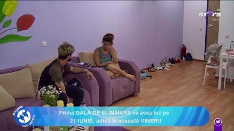 Dragoste fara secrete. Rozy și Alex au fost invadați de țânțari