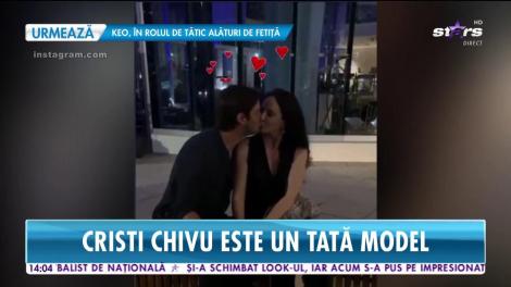Adelina şi Cristi Chivu se află într-o super vacanţă alături de fiicele lor
