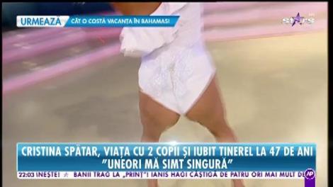 Răi da buni. Cristina Spătar cântă melodia Ay