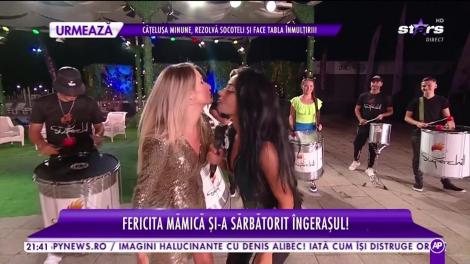 Elena Ionescu cântă, la Cool Summer Nights, melodia Sube el volumen