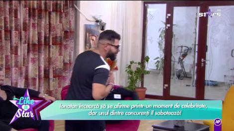 Ionatan şi momentul său de celebritate! A fredonat versuri din melodia lui Dan Spătaru - Drumurile noastre toate...