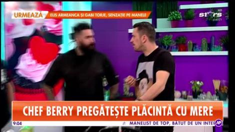 Reţeta zilei! Chef Berry gătește plăcintă cu mere