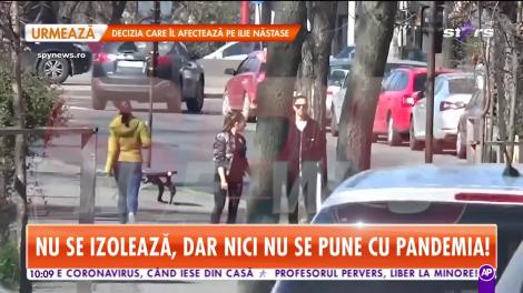 Nicole Cherry își ia toate măsurile de precauție când iese în parc