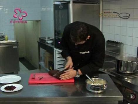 Brownie - negresa, preparat de Adrian Hadean