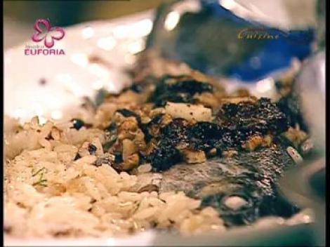 Pastrav cu nuci si prune uscate