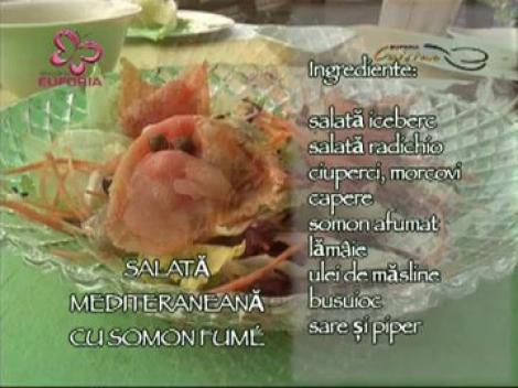 Euforia Cuisine / Salata mediteraneana cu somon fume