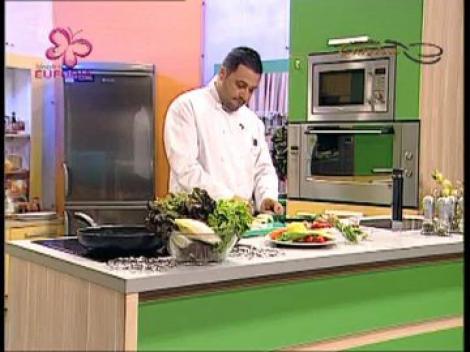 Dorada cu sos de kiwi