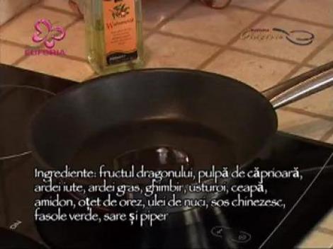 Caprioara cu fructul dragonului