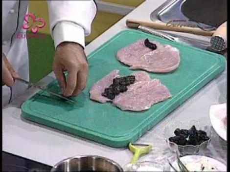 Rulou de curcan cu pere in vin