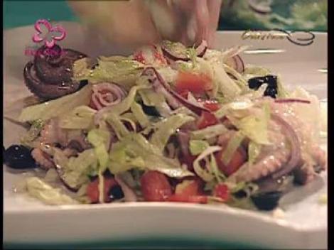 Salata cu caracatita picanta