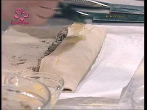 Strudel cu carne si ciuperci