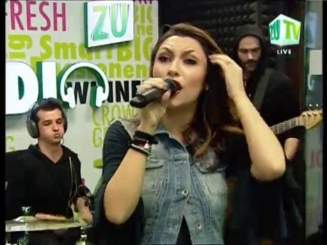 Andra - Langa tine stau LIVE@MorningZU