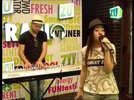 Nicole Cherry - Down on my knees Live @MorningZU