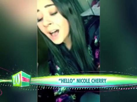 Nicole Cherry cântă "Hello"