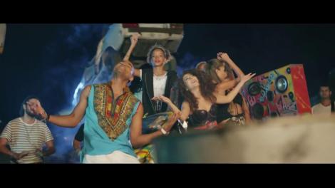 Nicole Cherry feat. Mohombi - Vive la vida