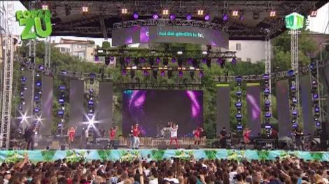 Lidia Buble, look inedit, la "Forza ZU"! "Noi gândim la fel, simțim la fel", când o avem pe scenă. Fanii au cântat alături de artistă, vers cu vers!