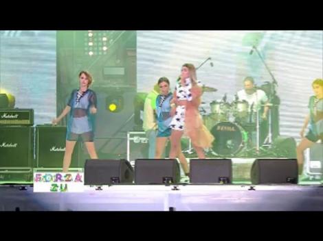 Alina Eremia, show de nota zece, în fața fanilor! S-a dezlănțuit pe scenă și "a dat frâu liber" calităților sale vocale. Ce a ieșit? O nebunie !