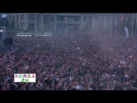 Cum să arăți și să cânți atât de bine? Antonia, LIVE la Forza ZU, după 5 ani. Așezați-vă, repirați ușor și stați cu ochii pe ea. Te hipnotizează!