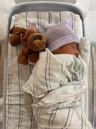 Este vestea momentului în showbiz! Chiar înainte de Crăciun, vedeta a adus pe lume cel de-al patrulea copil. Prima imagine cu bebelușul: „Raza mea de soare”