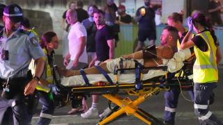 Alertă în Sydney: oameni uciși și răniți într-un atac armat pe o plajă aglomerată, în timpul celebrării sărbătorii evreiești Hanuka