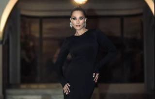 Iulia Vântur a devenit „Lebăda Neagră“! Vedeta, complet transformată în România – GALERIE FOTO