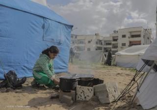 71 000 de copii și peste 17 000 de mame sub amenințarea FOAMETEI în Gaza