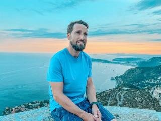 Dani Oțil, apariție surprinzătoare ca dintr-un film SF! Prezentatorul a făcut un test spectaculos: Tot timpul poți mai mult...