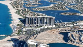 El Alamein – Stațiunea cu ape ca în Maldive, la două ore jumătate de București, perfectă pentru a descoperi Egiptul istoric