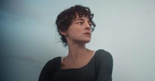 Cele mai noi imagini din serialul Mândrie și Prejudecată sunt aici. Cum arată Elizabeth Bennet și Domnul Darcy