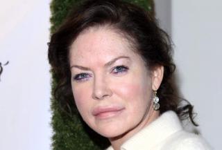 Lara Flynn Boyle, actrița din „Twin Peaks”, este de nerecunoscut