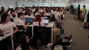 VIDEO: Record mondial pentru cea mai mare lecţie de programare. În ce țară a avut loc