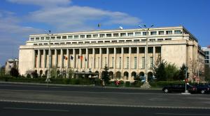 Protest cu 30.000 la Guvern din cauza Legii pensiilor