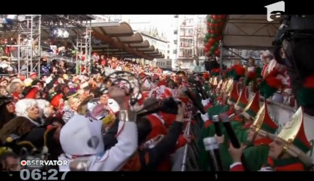 Dans, costumaţii şi râuri de bere! A început unul dintre cele mai ...